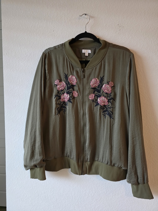 C Jackets & Blazers - Women's Olive Green Embroidered Rose Bomber Jacket
